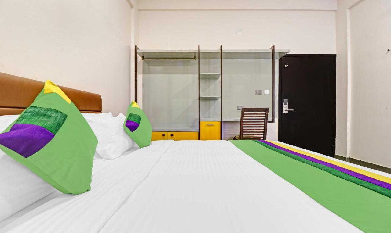 Kochi Treebo Grand Vistara Airport Suites מראה חיצוני תמונה