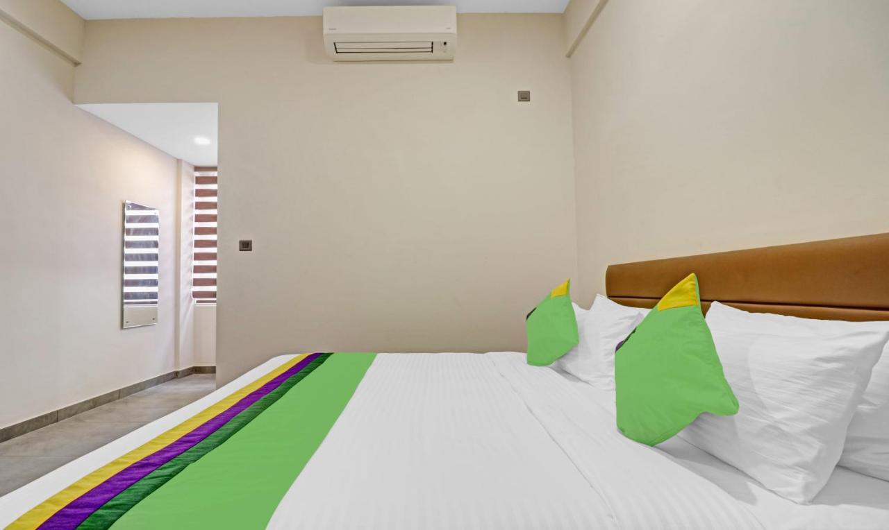 Kochi Treebo Grand Vistara Airport Suites מראה חיצוני תמונה