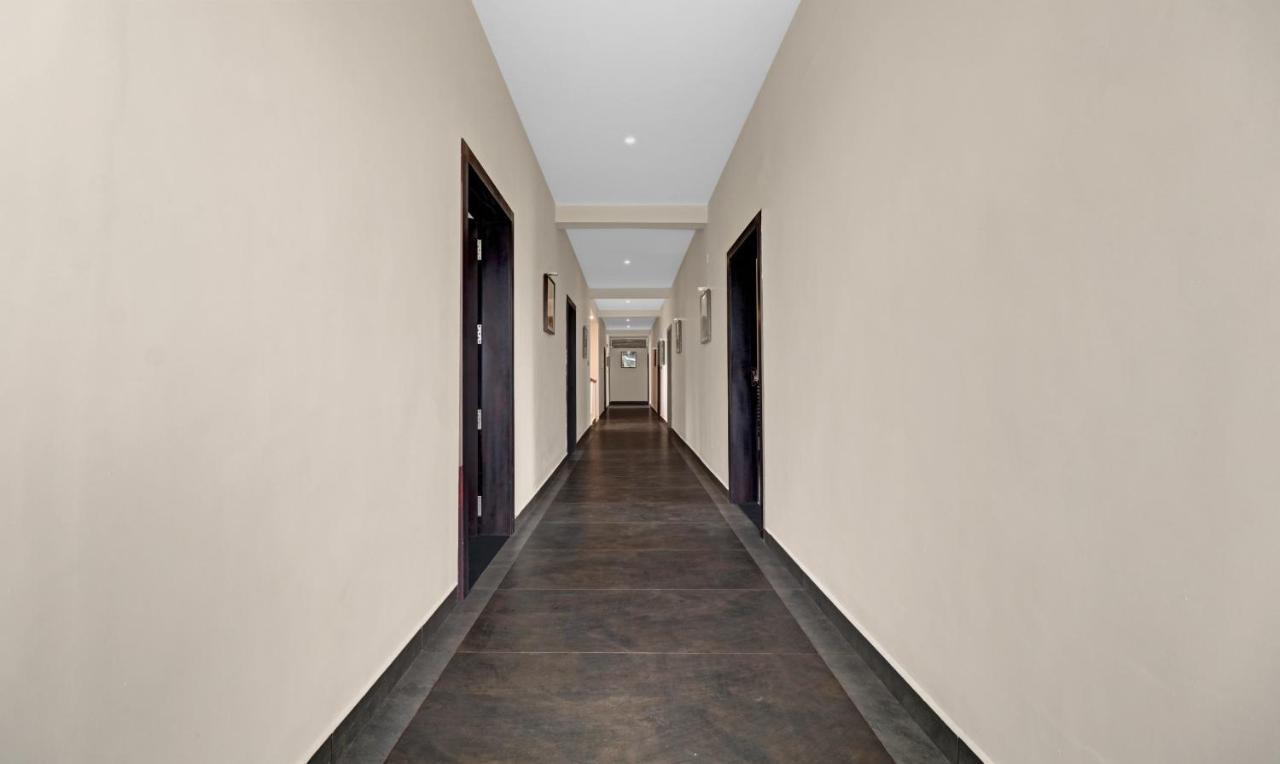 Kochi Treebo Grand Vistara Airport Suites מראה חיצוני תמונה