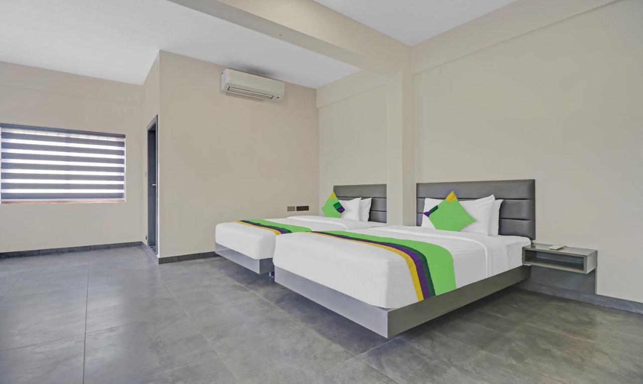 Kochi Treebo Grand Vistara Airport Suites מראה חיצוני תמונה